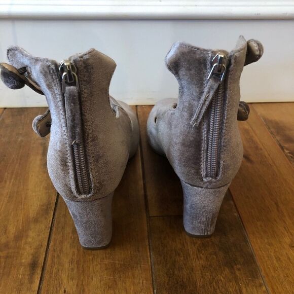 Indigo Rd velour Shoes heels 6.5 BNWT - Picture 5 of 8